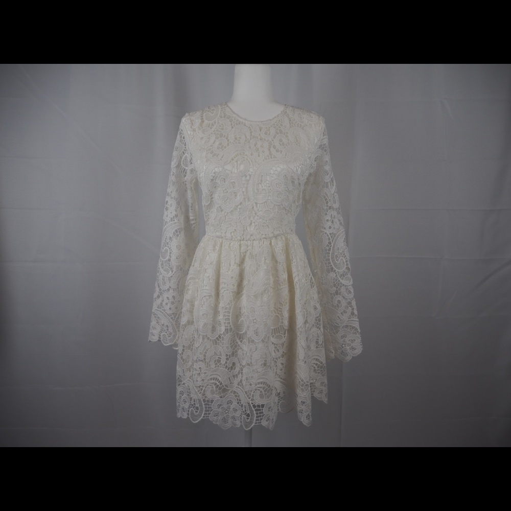 Yumi Kim White Lace Dress - Picture 2 of 16